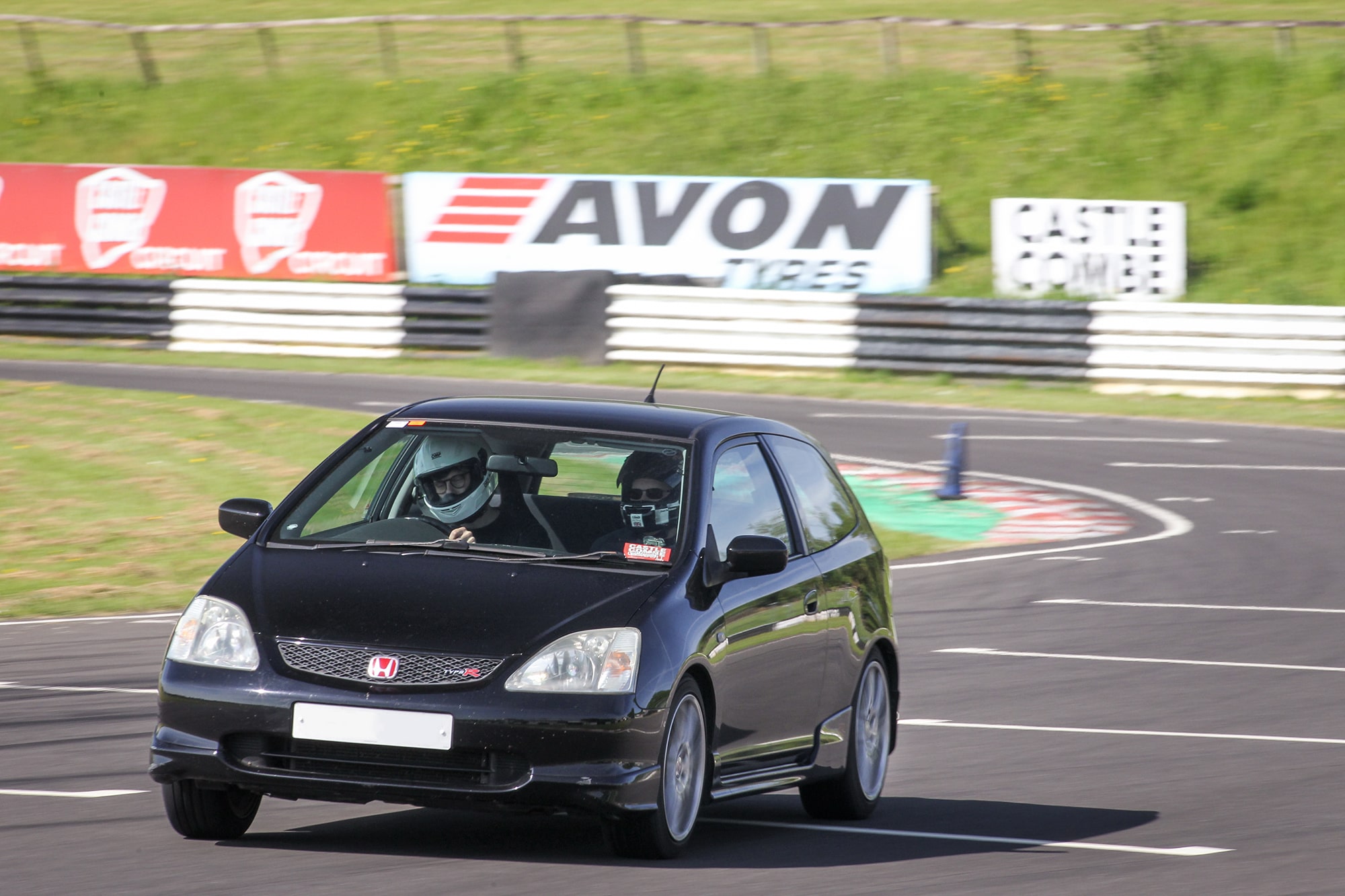 EP3 Civic Type R Big Brake Kit Tested on Road and Track