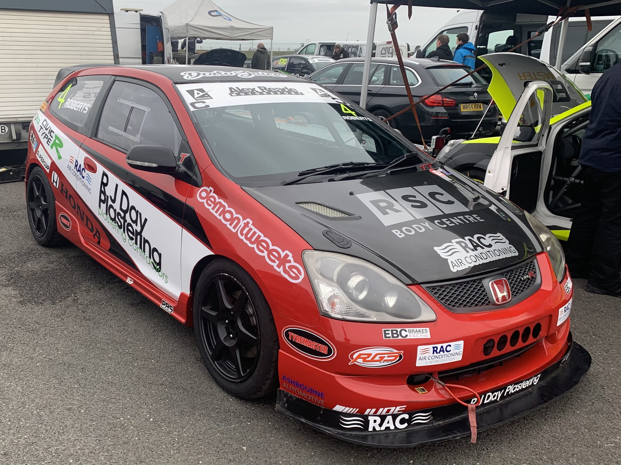 RP-X™-Equipped Type R Trophy Racer Continues Successful Campaign at  Donington Park - EBC Brakes