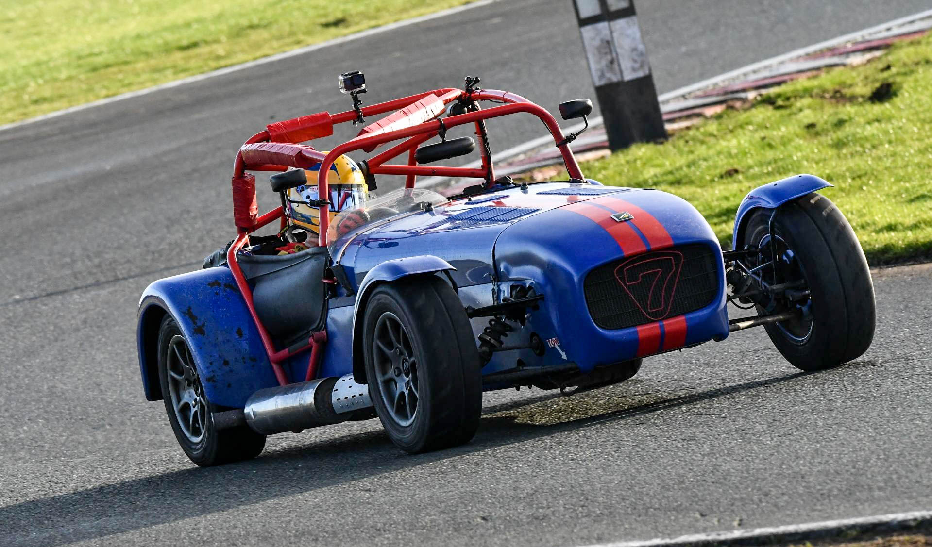 RP-X™-Equipped Caterham Racer Wins 2023 Graduates Sigmax